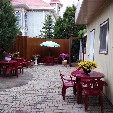 Mini Hotel Уютный Дворик Odessa Dış mekan fotoğraf
