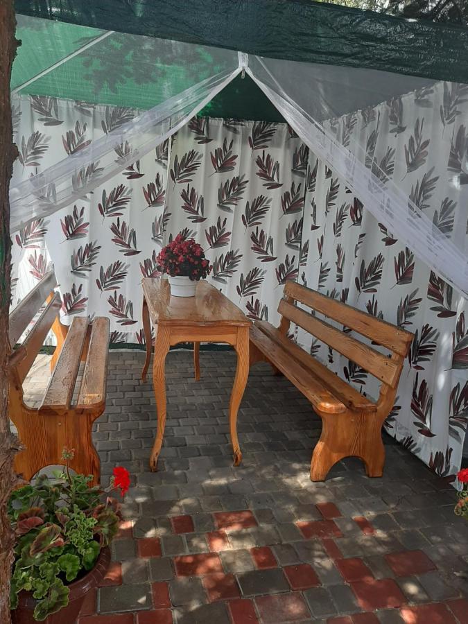 Mini Hotel Уютный Дворик Odessa Dış mekan fotoğraf