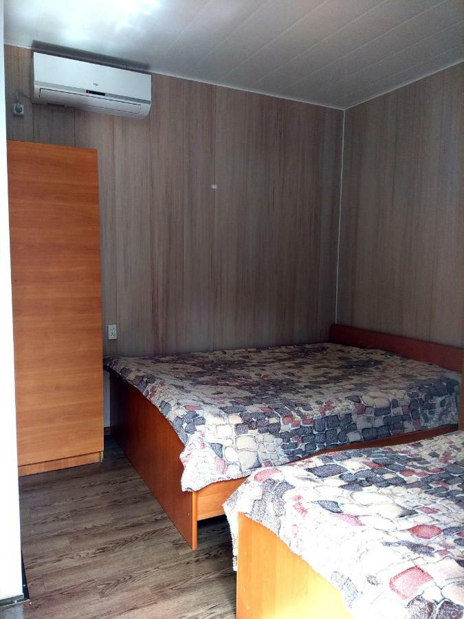 Mini Hotel Уютный Дворик Odessa Dış mekan fotoğraf