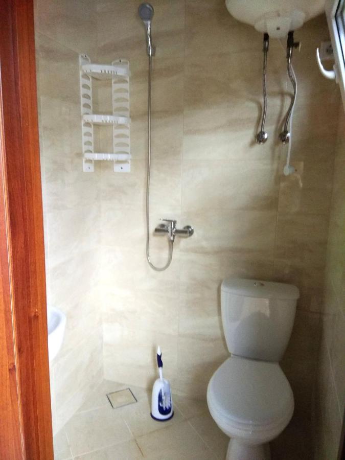 Mini Hotel Уютный Дворик Odessa Dış mekan fotoğraf