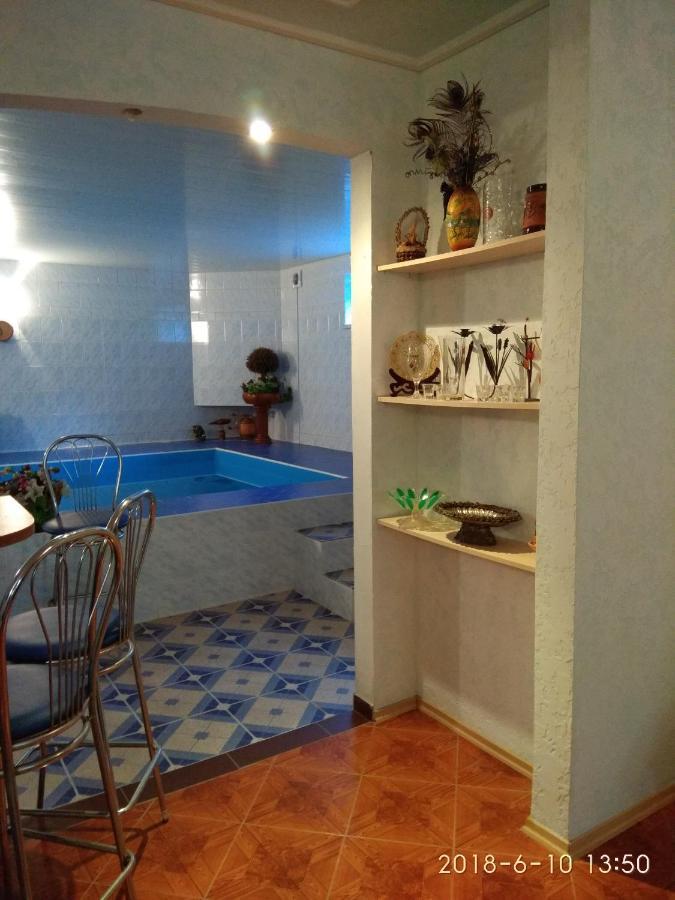 Mini Hotel Уютный Дворик Odessa Dış mekan fotoğraf